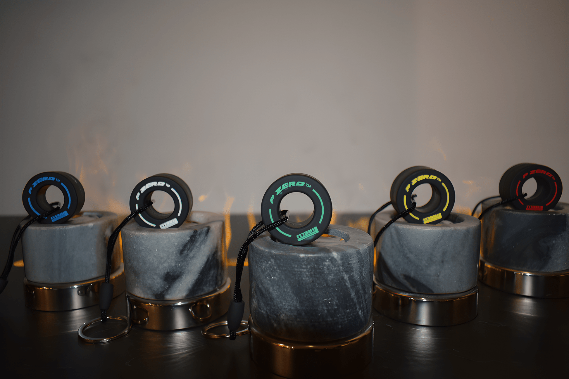 Motorsport Schlüsselanhänger – F1 Rennreifen Edition - TrackARTelier